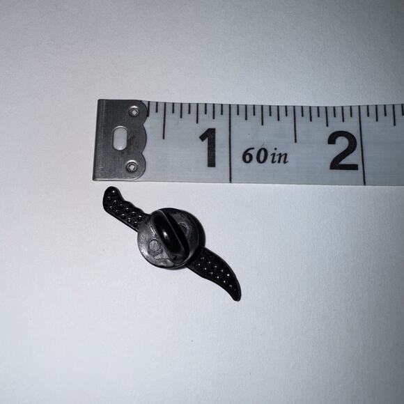 Ghost Face Knife Pin Brooch - Picture 2 of 2